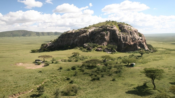 Serengeti NP via Ngorongoro Conservation 